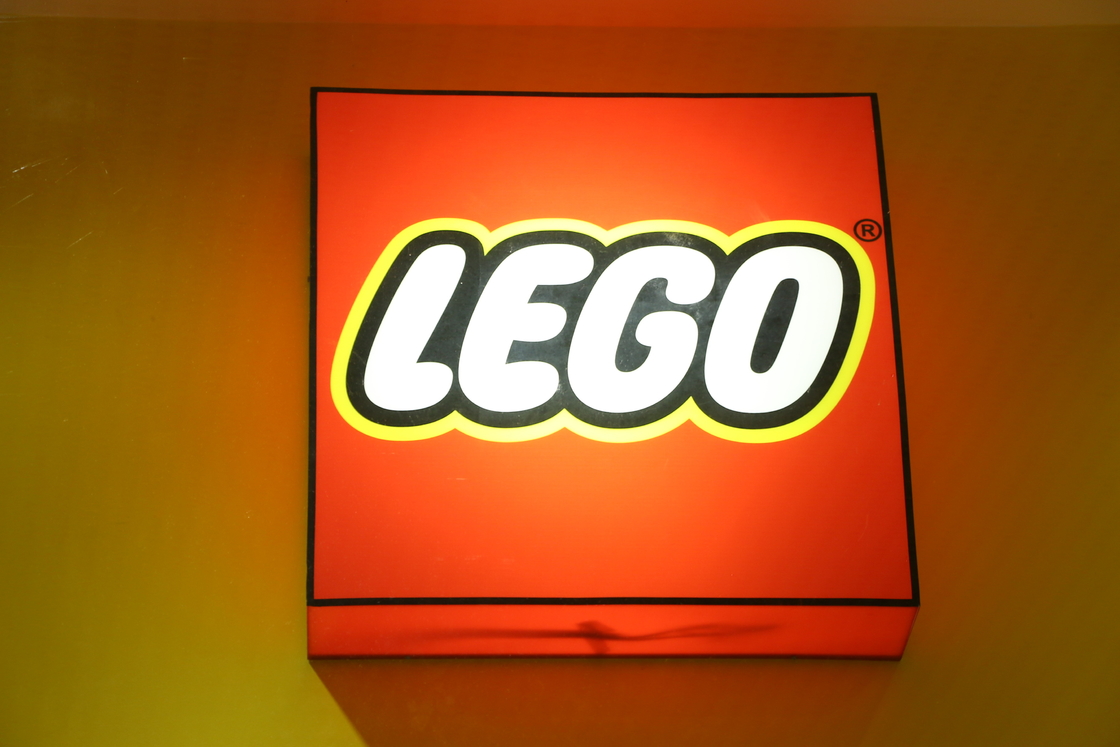 Electroplated LED Light Boxes Suspended / Free Standing 3mm