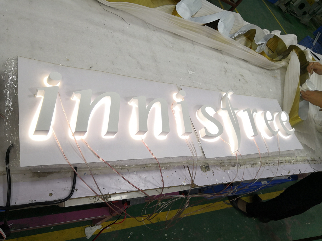 Illuminated Backlit Stainless Steel Letters Signs 5000K For Hospitals