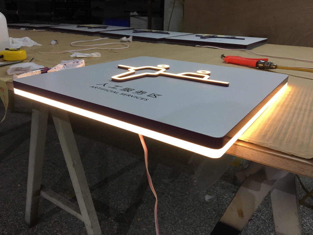 Wayfinding Event Directional Signage 220*220mm Wall Mounted / Hanging / Free Standing