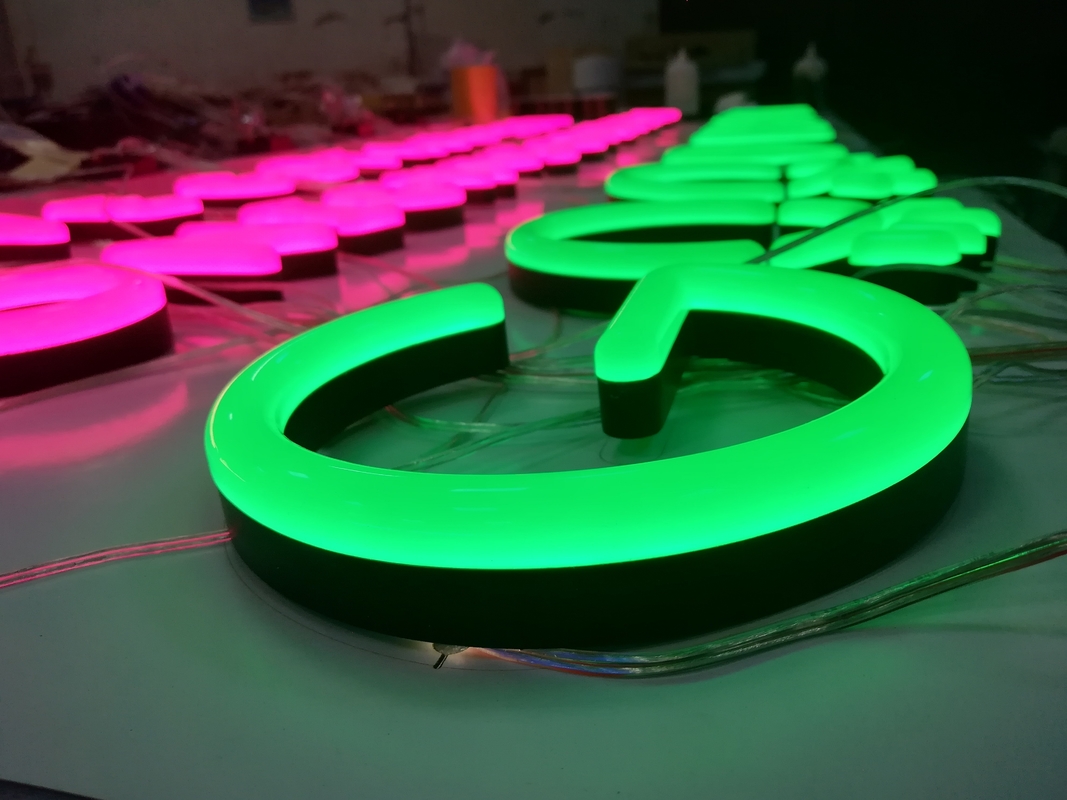 Outdoor indoor Green Pink Neon Signs Wall Mounted / Free Standing 25mm