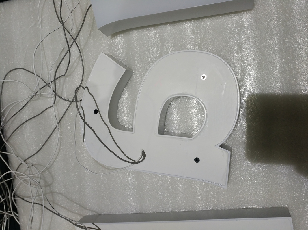 UL RoHs Custom Acrylic Business Sign Hanging / Free Standing