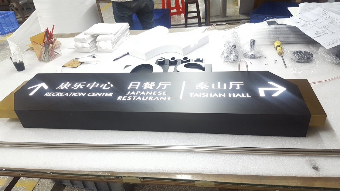 8000K White Outdoor Illuminated Light Box Sign 1650*350mm Depth
