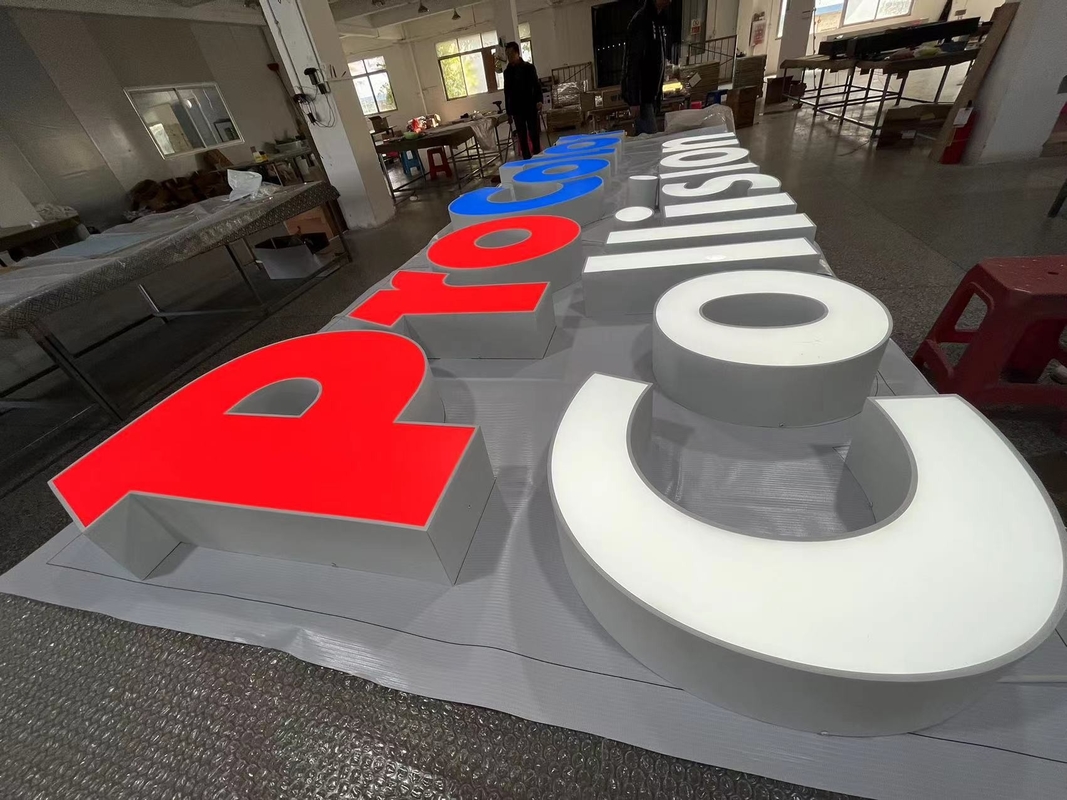 IP65 Outdoor Lighted Sign Letters , Free Standing RGB LED Letters