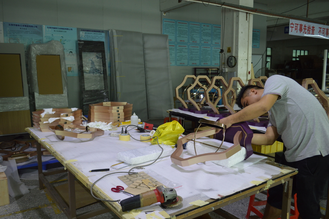 Shop Fixtures Store Merchandising Displays, Stainless Steel Retail Window Display Props